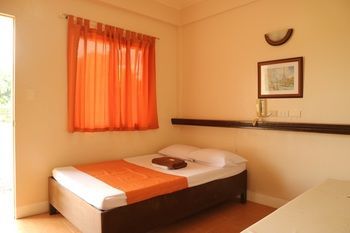 Mayon View Garden Apartelle & Restaurant Legazpi Exterior photo